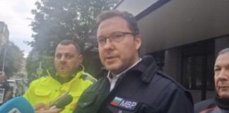 Министър Даниел Митов