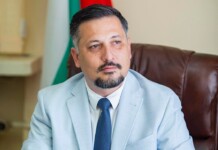 Кметът на „Изгрев“: Театралната школа на Мариан Бачев е в читалище без разрешение Делян Георгиев