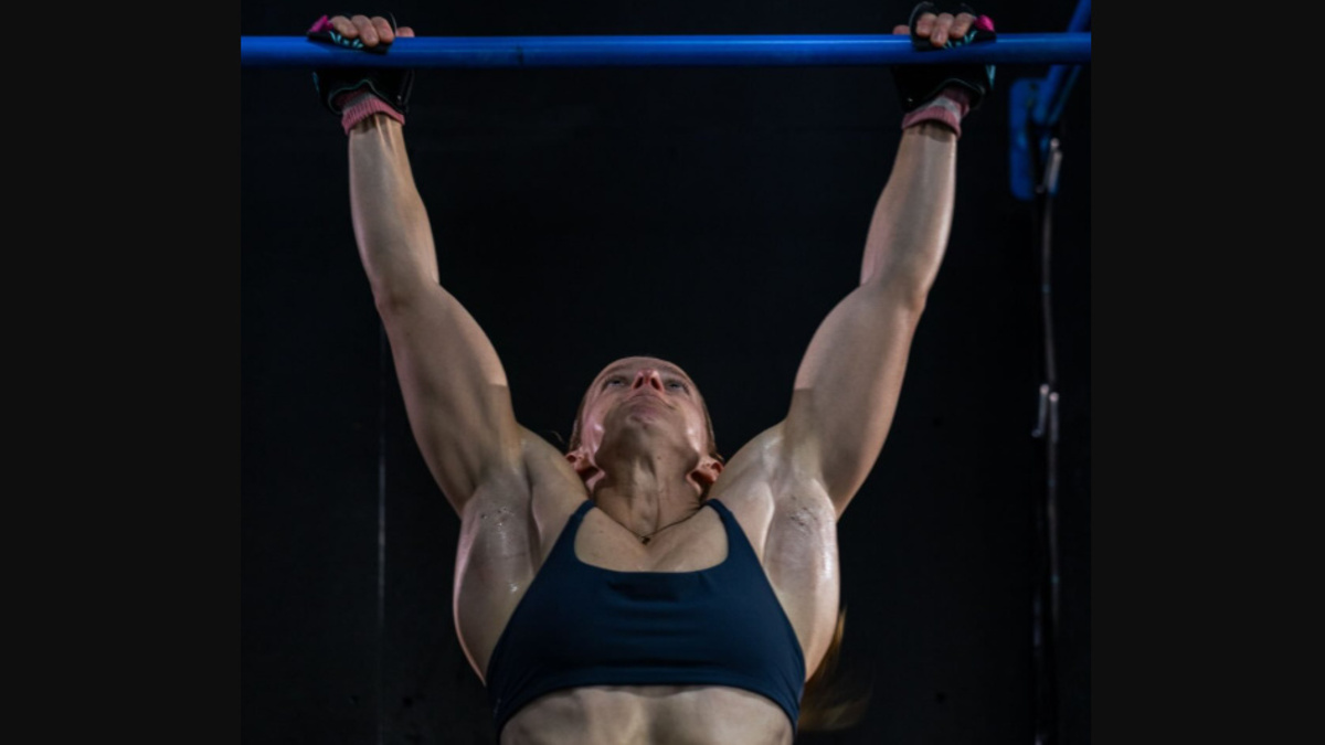 Австралийска полицайка счупи който се е запазил в продължение