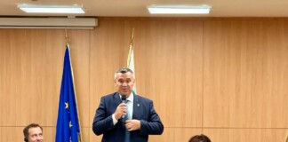 Георги Тахов