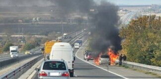 Горящ автомобил