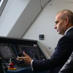 Гроздан Караджов: 100% от бързите влакове вече се обслужват от нови локомотиви Siemens Smartron Гроздан Караджов в новите влакове