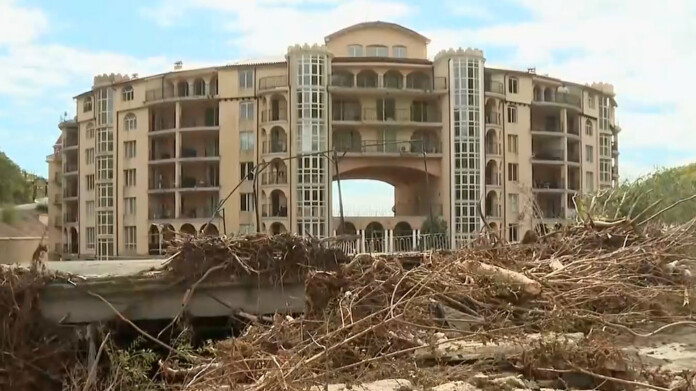 Хотел "Негреско" Хотел "Негреско" в "Елените"