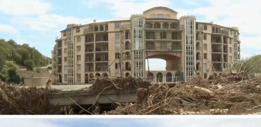 Хотел в Елените и сараите в Росенец