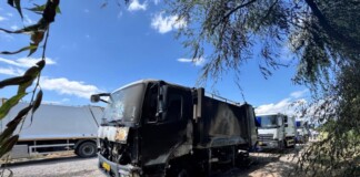 Изгорелите камиони