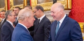 Крал Чарлз III и Росен Желязков