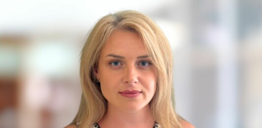 Моника Василева, член на Националната женска организация на ВМРО