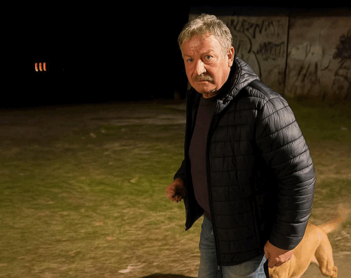 Нападателят