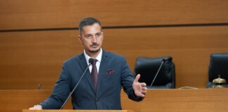 Николай Гюров