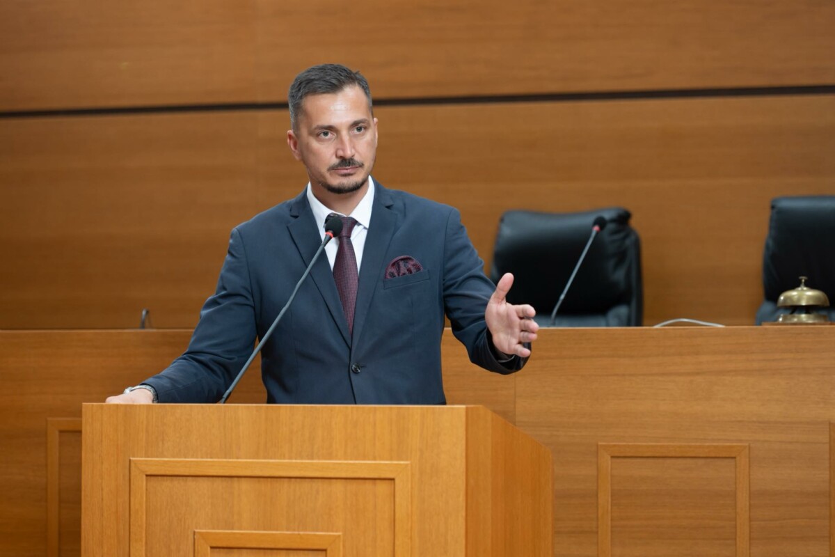 Общинският съветник от групата Независими за Пловдив Николай Гюров внесе