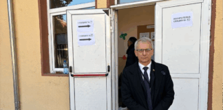 Николай Денков