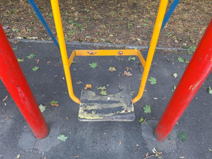 Опасните детски площадки Опасните детски площадки