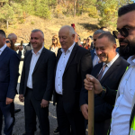 Първата копка