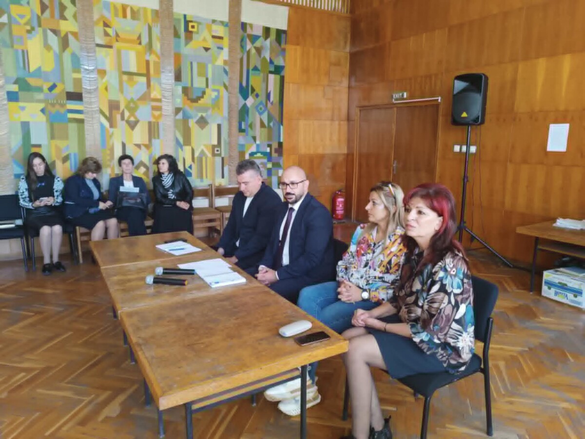 Днес в сградата на ЦПЛР – Обединен детски комплекс –