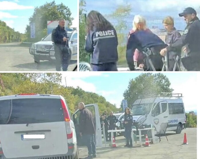 Полицаите на КПП-то край "Елените"