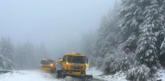 Снегът в София