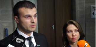 Депутатите от ПП "Възраждане" Йордан Тодоров и Искра Михайлова