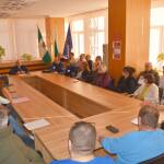 Разград е готов за зимата: 12 машини, 40 тона сол и 180 кубика пясък са в готовност Oбсъждане на готовността на Община Разград за зимния сезон