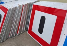 Брегови знаци