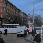 Големият протест срещу бюджета в София: Триъгълникът на властта е блокиран Парламентът преди протеста