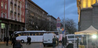 Парламентът преди протеста