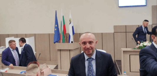 Даниел Иванов