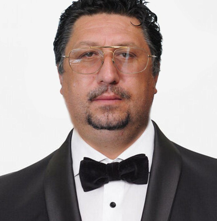 Димче Миладиноски