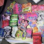 МВР алармира: Разпространява се дрога в опаковка на бонбони! Дрога като бонбони