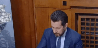 Евгени Маняхин