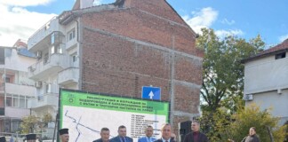 Иван Иванов