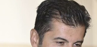 Кирил Петков