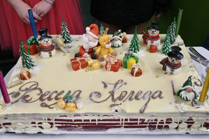 Коледното тържество Коледното тържество