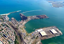 Откриха тялото на моряк в акваторията на бургаското пристанище Корабните места