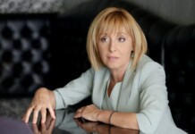 Мая Манолова