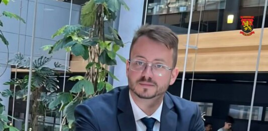 Петър Петров