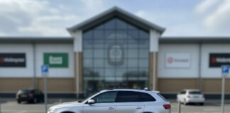 Инвалидни места