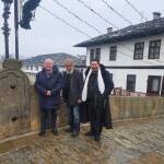 "Приятелите"