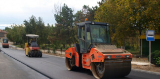 Ремонт на път край Кърджали