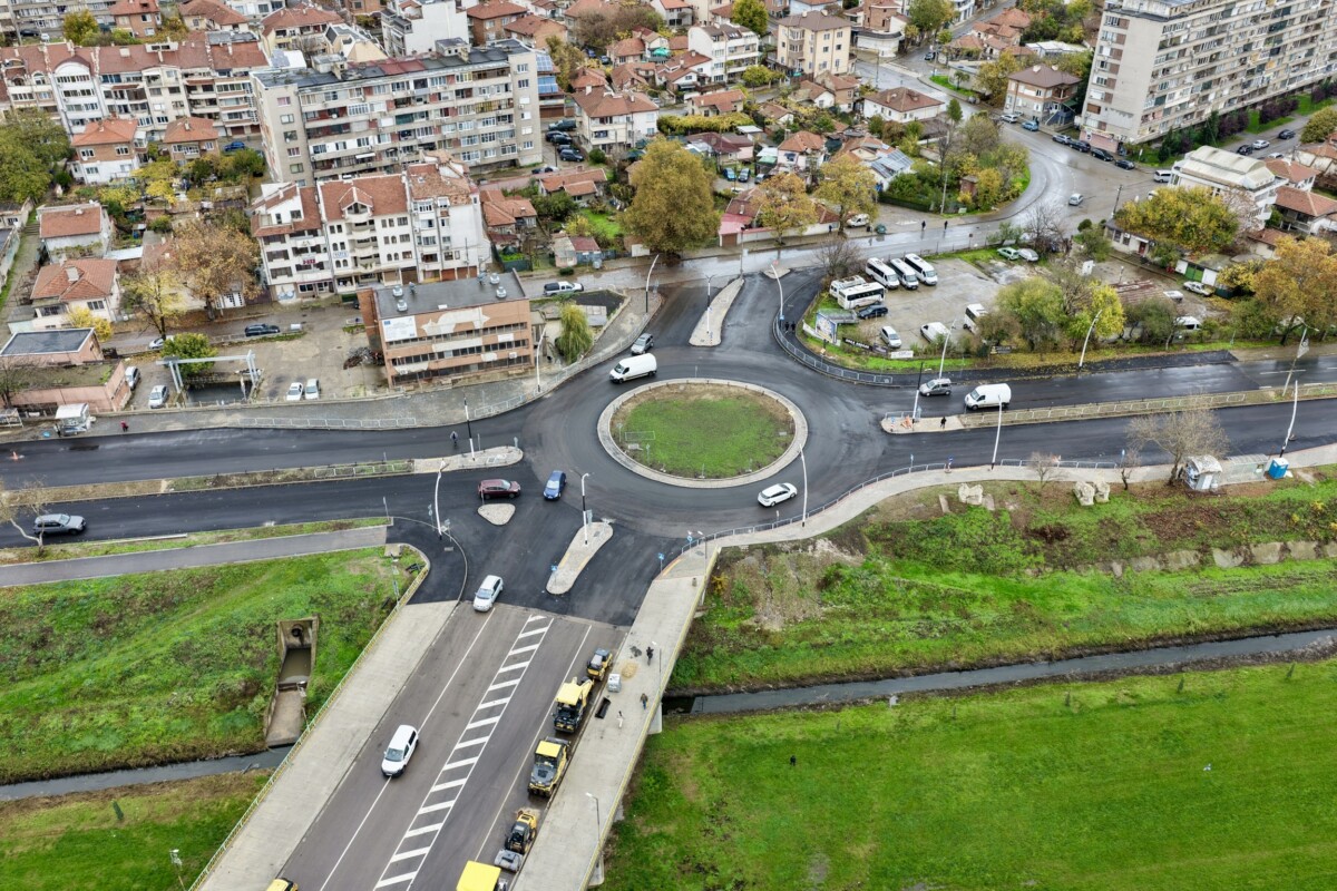 На 13 и 14 ноември предстои полагането на последния износоустойчив
