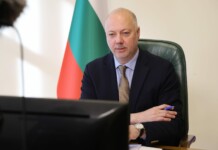 София подкрепя международните усилия за мир в Украйна Росен Желязков