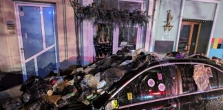 Служебният автомобил