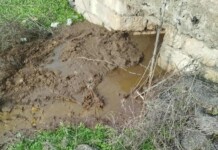 Течна тор замърси приток на река Върбица край Момчилград