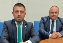 ПП „Възраждане“: Политическата система е блокирана, изборите са неизбежни Борис Аладжов и Александър Койчев от "Възраждане"