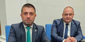 Борис Аладжов и Александър Койчев от "Възраждане"