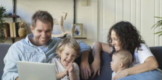 Данъчни облекчения за родители