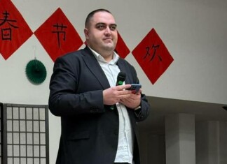 Директор Александър Евтимов