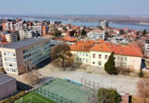 Ремонт на физкултурен салон на СУ "Николай Катранов" в Свищов