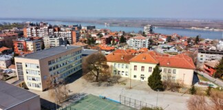 Ремонт на физкултурен салон на СУ "Николай Катранов" в Свищов