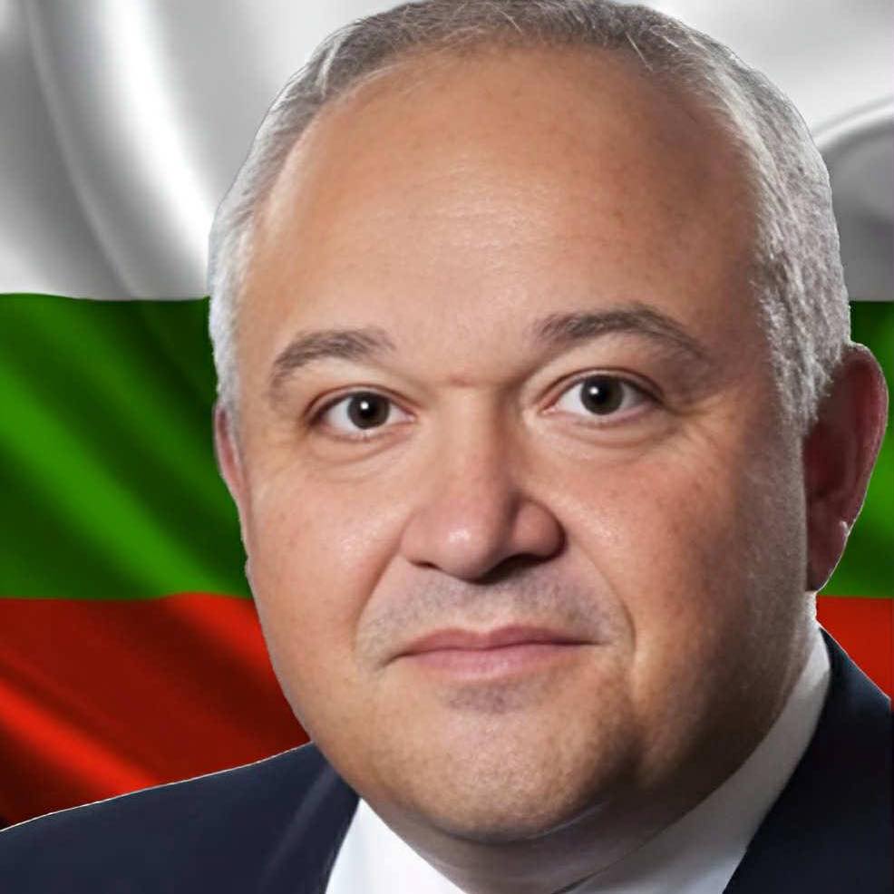 Днес своя рожден ден отбелязва Иван Демерджиев – утвърден адвокат