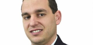 Иван Петков